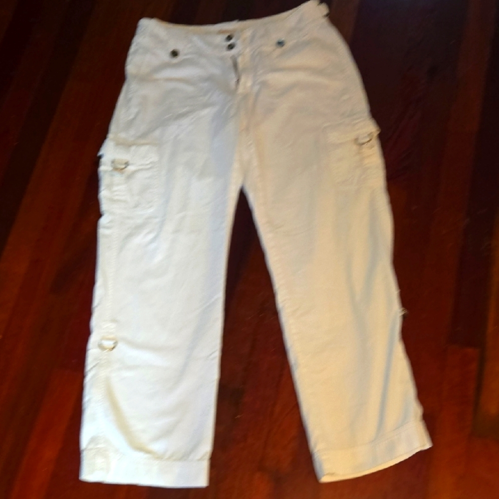 Size 9/10 Medium Lee White Cotton Utility/Cargo Pants. Straight Leg, Low Waist